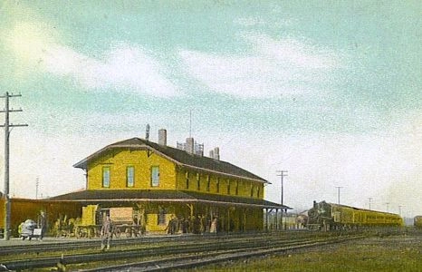 Soo Line Gladstone Depot with train